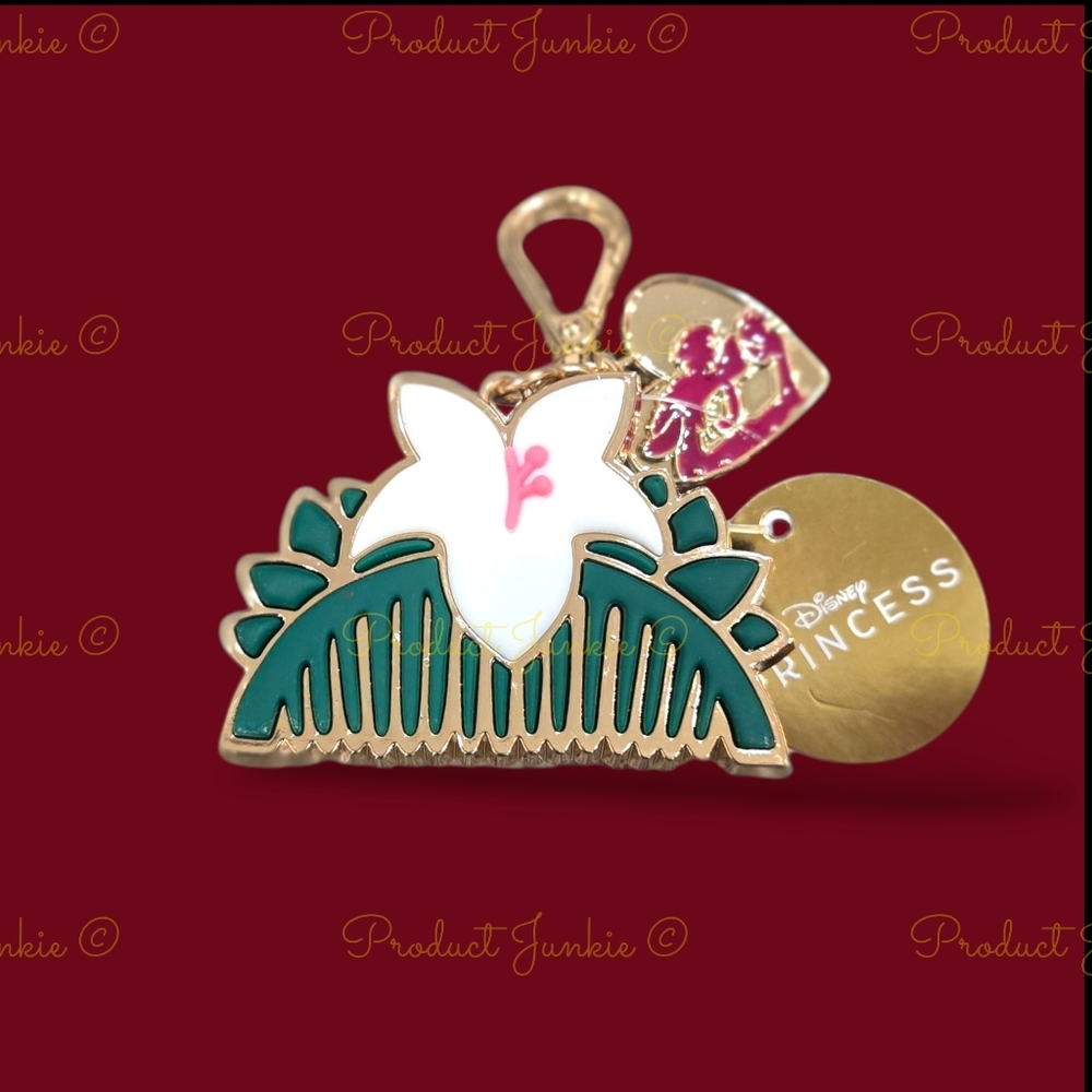 Bath & Body Works Disney Mulan Keychain Pocketbac Holder